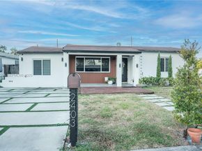 2403 Rodman St, Hollywood FL 33020