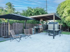 2403 Rodman St, Hollywood FL 33020