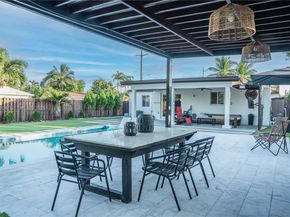 2403 Rodman St, Hollywood FL 33020