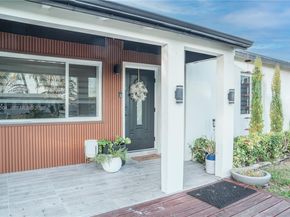 2403 Rodman St, Hollywood FL 33020