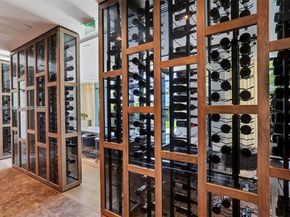 650 NE 32nd St 4306, Miami FL 33137