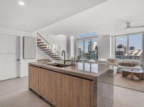 92 SW 3rd St 5204, Miami FL 33130