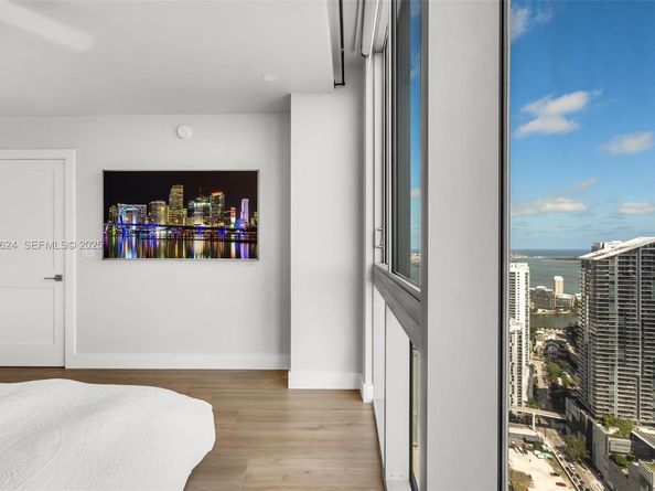 92 SW 3rd St 5204, Miami FL 33130