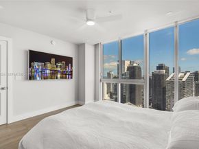 92 SW 3rd St 5204, Miami FL 33130