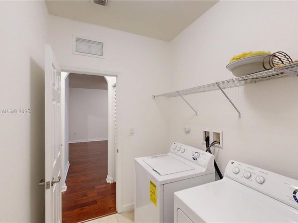 15460 SW 176th Ln, Miami FL 33187