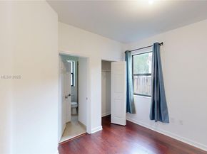 15460 SW 176th Ln, Miami FL 33187