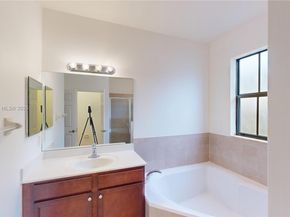 15460 SW 176th Ln, Miami FL 33187