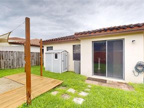 15460 SW 176th Ln, Miami FL 33187