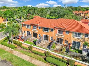 5844 Siena Ln, Hollywood FL 33021