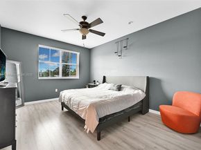 5844 Siena Ln, Hollywood FL 33021