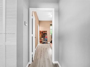 5844 Siena Ln, Hollywood FL 33021
