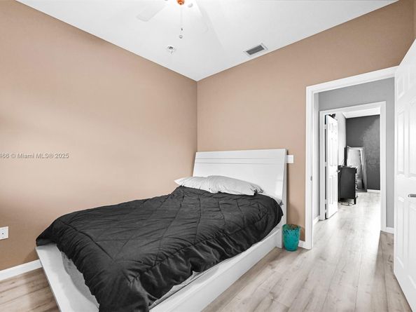 5844 Siena Ln, Hollywood FL 33021