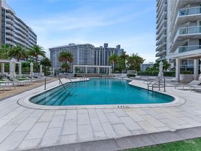 10 Venetian Way 501, Miami Beach FL 33139