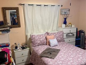 550 NW 135th St, North Miami FL 33168