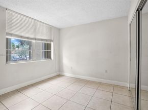 9310 Fontainebleau Blvd 203, Miami FL 33172