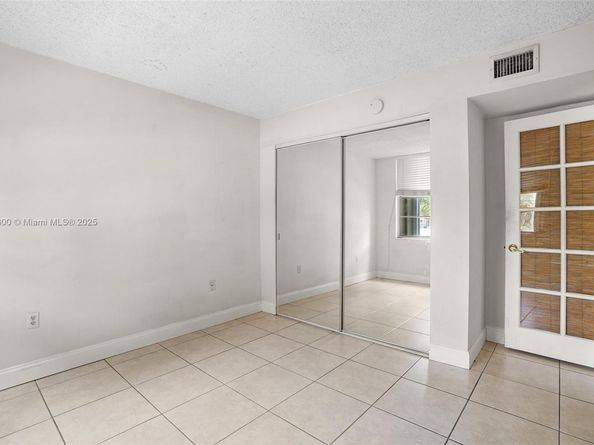 9310 Fontainebleau Blvd 203, Miami FL 33172