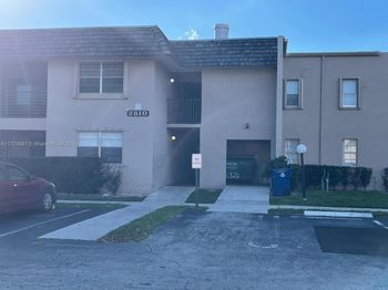 2810 Riverside Dr