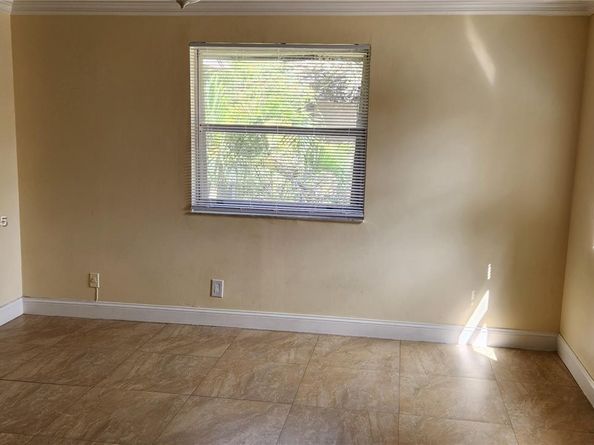2810 Riverside Dr 2034, Coral Springs FL 33065