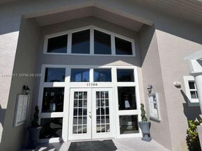 885 NE 213th Ter 2, Miami FL 33179