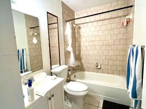 885 NE 213th Ter 2, Miami FL 33179