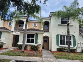 921 NE 42nd Pl, Homestead FL 33033