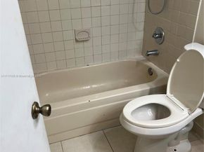 8871 Wiles Rd 208, Coral Springs FL 33067