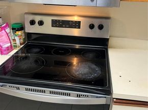 8871 Wiles Rd 208, Coral Springs FL 33067