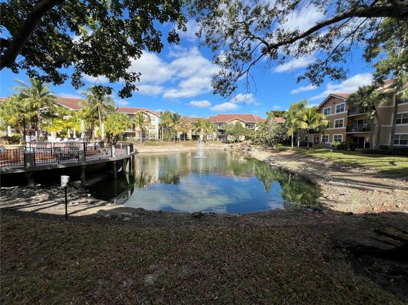 8871 Wiles Rd 208, Coral Springs FL 33067