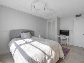 2750 NE 183rd St 804, Aventura FL 33160