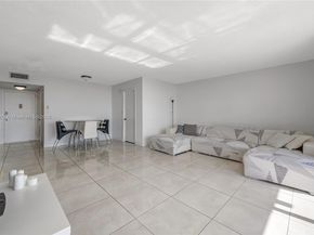 2750 NE 183rd St 804, Aventura FL 33160
