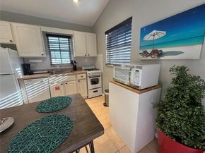 Undisclosed Address #A11834158, West Palm Beach FL 33407