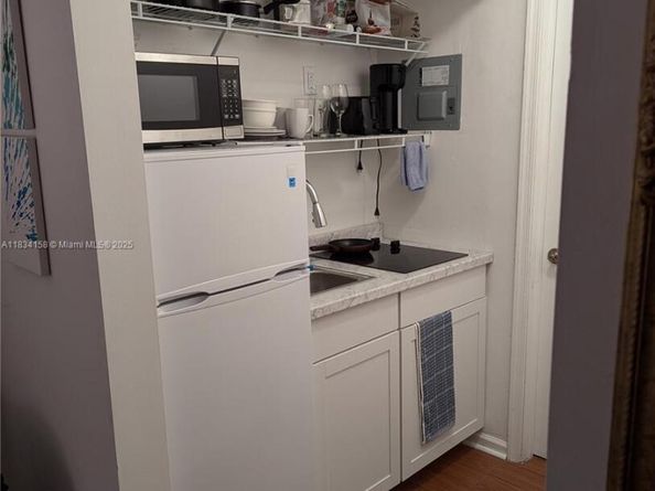 Undisclosed Address #A11834158, West Palm Beach FL 33407