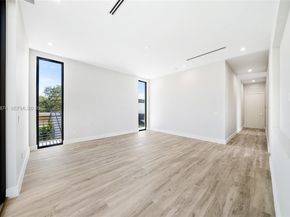 1117 SE 9th St, Fort Lauderdale FL 33316