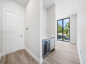 1117 SE 9th St, Fort Lauderdale FL 33316