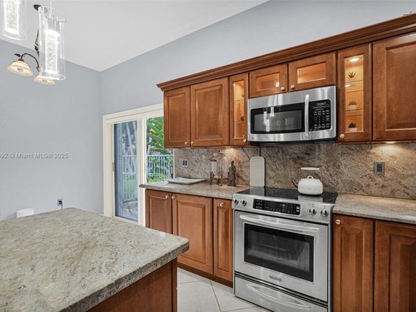 4936 NW 52nd Ave, Coconut Creek FL 33073