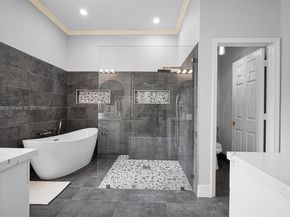 4936 NW 52nd Ave, Coconut Creek FL 33073