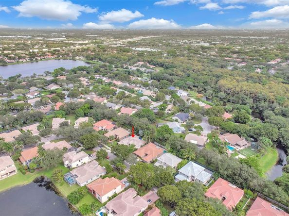 4936 NW 52nd Ave, Coconut Creek FL 33073