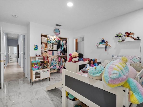 4936 NW 52nd Ave, Coconut Creek FL 33073