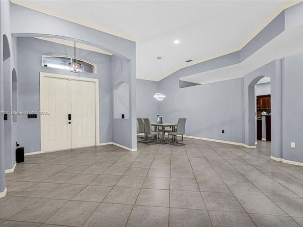 4936 NW 52nd Ave, Coconut Creek FL 33073