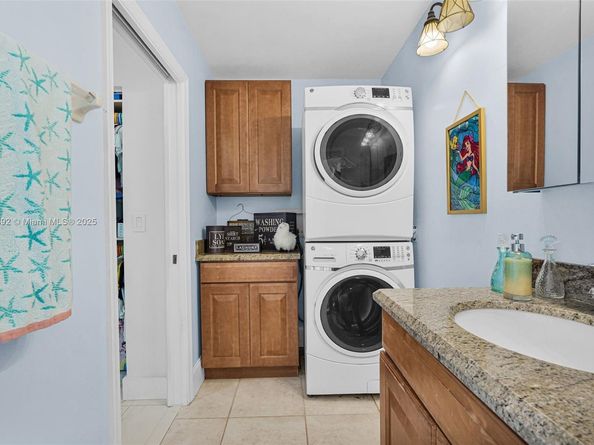 4936 NW 52nd Ave, Coconut Creek FL 33073