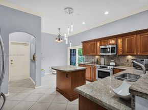 4936 NW 52nd Ave, Coconut Creek FL 33073