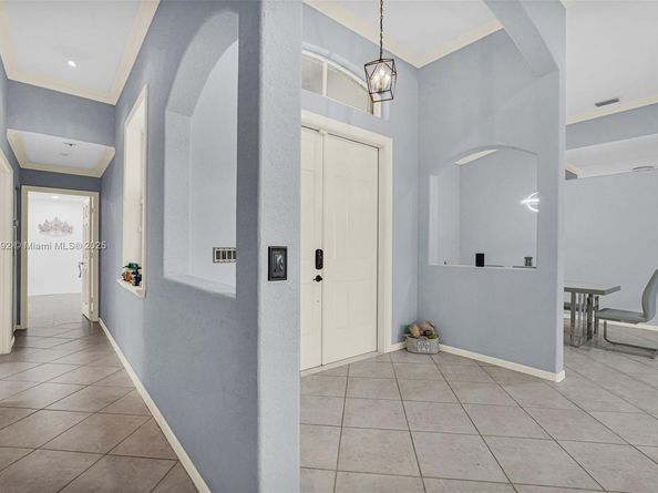 4936 NW 52nd Ave, Coconut Creek FL 33073