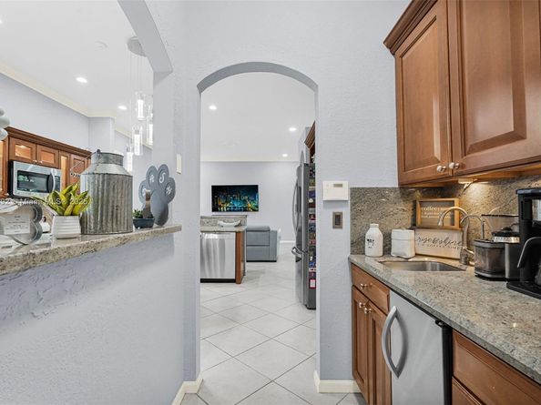 4936 NW 52nd Ave, Coconut Creek FL 33073