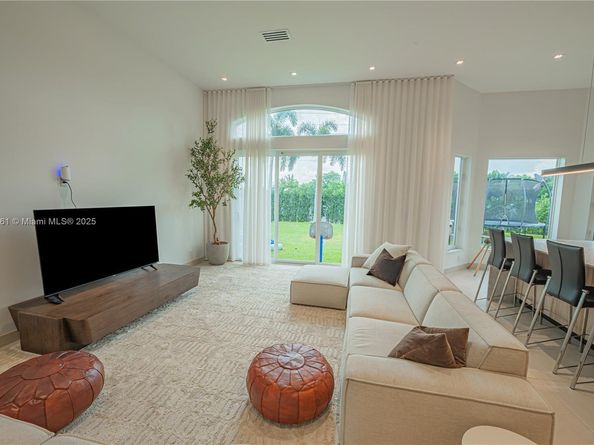 3234 SW 53rd Ct, Hollywood FL 33312