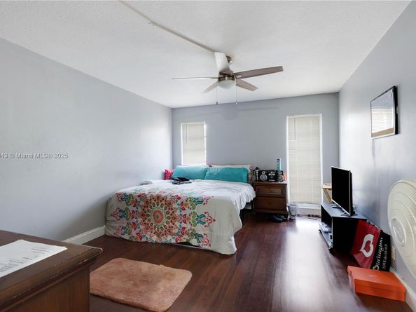 4848 NW 24th Ct 215, Lauderdale Lakes FL 33313
