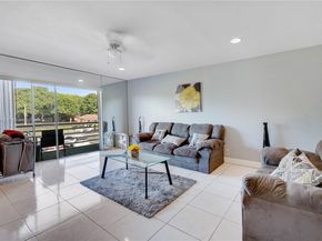 4848 NW 24th Ct 215, Lauderdale Lakes FL 33313
