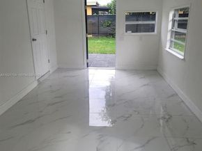 6750 Allen St, Hollywood FL 33024