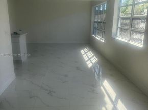 6750 Allen St, Hollywood FL 33024