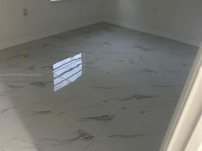 6750 Allen St, Hollywood FL 33024