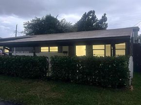 6750 Allen St, Hollywood FL 33024